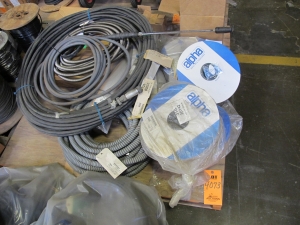 LOT TO INCLUDE: MISC ELECTRICAL CABLE TO INCLUDE: (1) CONDUIT CABLE, 3/4" DIA SIZE, FLEXIBLE KIND, NON-JACKETED GALV STL MATERIAL, (1) ELECTRICAL CORD, 225 FT SIZE, EXANE MATERIAL, CONTROL KIND. 600V, 18 AWG, WITH 17-PIN CIRCULAR CONNECTIONS, (4) SPOOLS OF ALPHA TUBING, GENERAL PURPOSE KIND, (1) CABLE, COAXIAL TYPE, 15M SIZE, PERIFELD-M KIND. LOADING & HANDLING FEE $15-4073